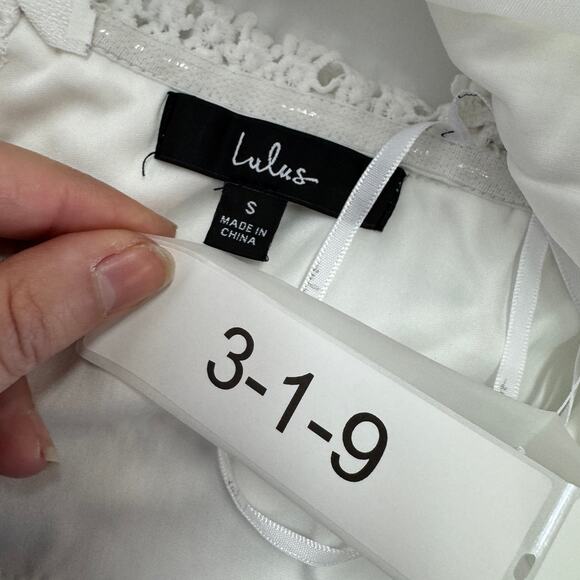 Lulus Top Womens Small White Love Abound Lace Cropped Off The Shoulder - Picture 6 of 10